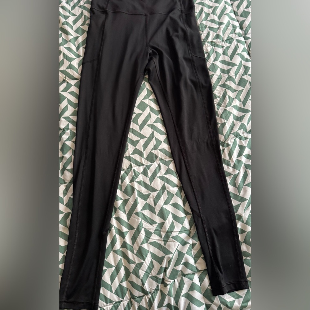 Victoria's Secret On Point Black Leggings